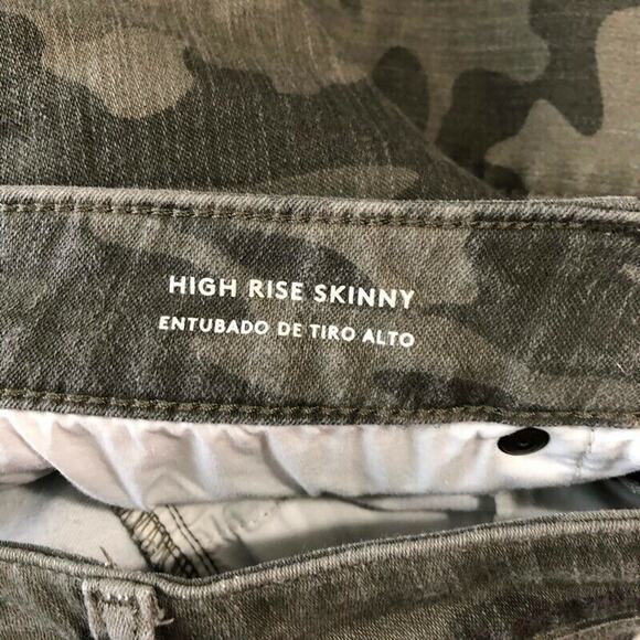 Universal Thread Womens Jeans Size 4 27R High Rise Skinny Green Camo Denim Jeans - Picture 8 of 8